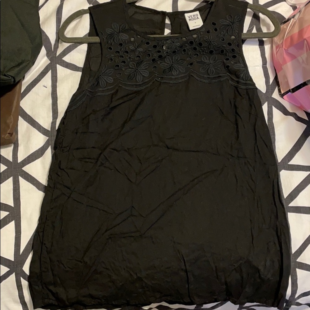 Vero Moda Embroidered Top - Flower Detail